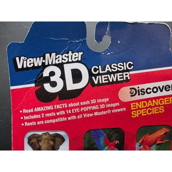 View-Master Classic 3D Viewer Endangered Species Set Includes 2 Reels - Picture 6 of 7